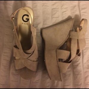 Guess wedges size 11